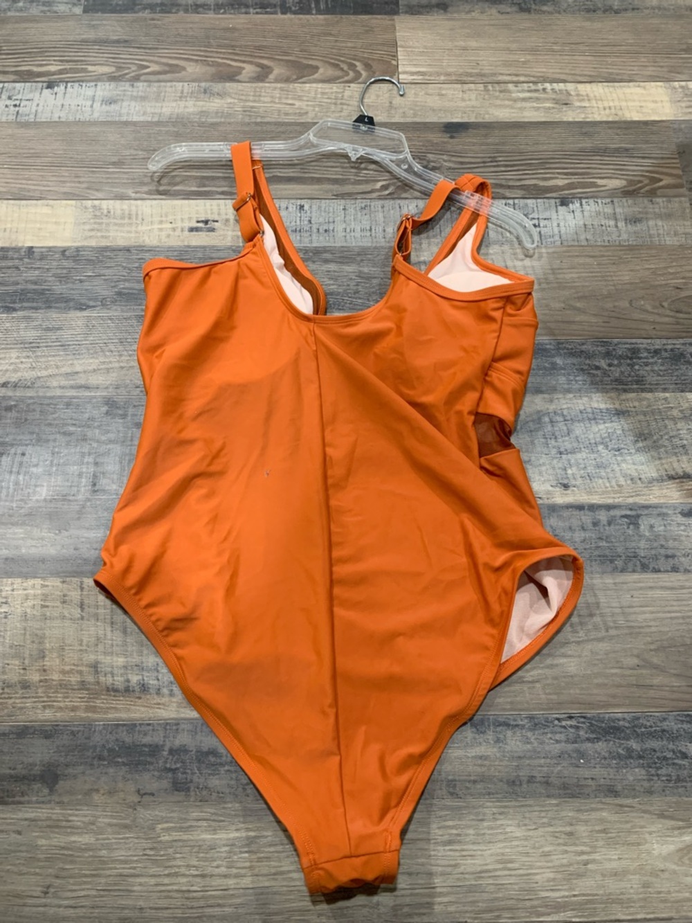Cupshe Orange One-Piece Swimsuit with V-Neck - Picture 2 of 3